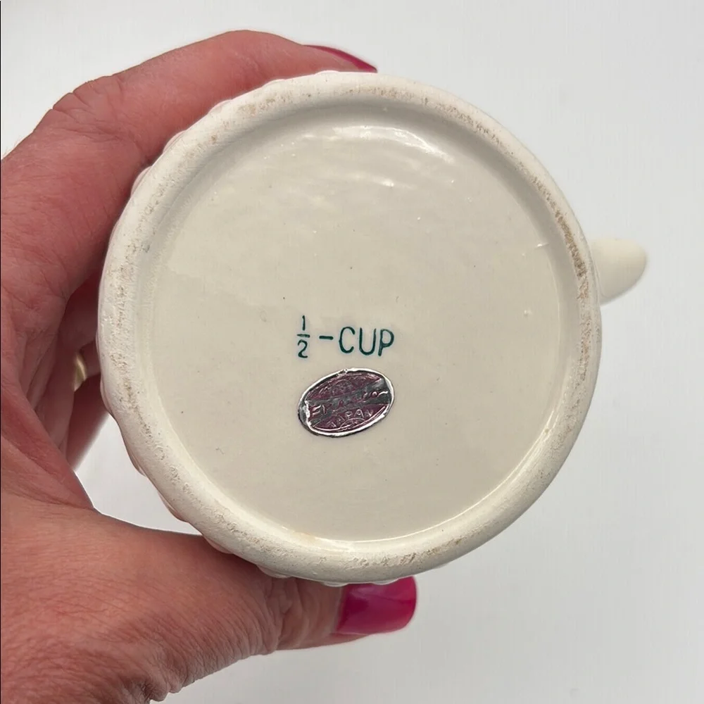 VTG Enesco Japan Ceramic‎ Measuring Cups Set of 4
